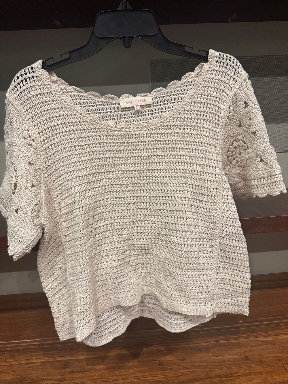 Solitaire Light Cream Crochet Short Sleeve Sweater